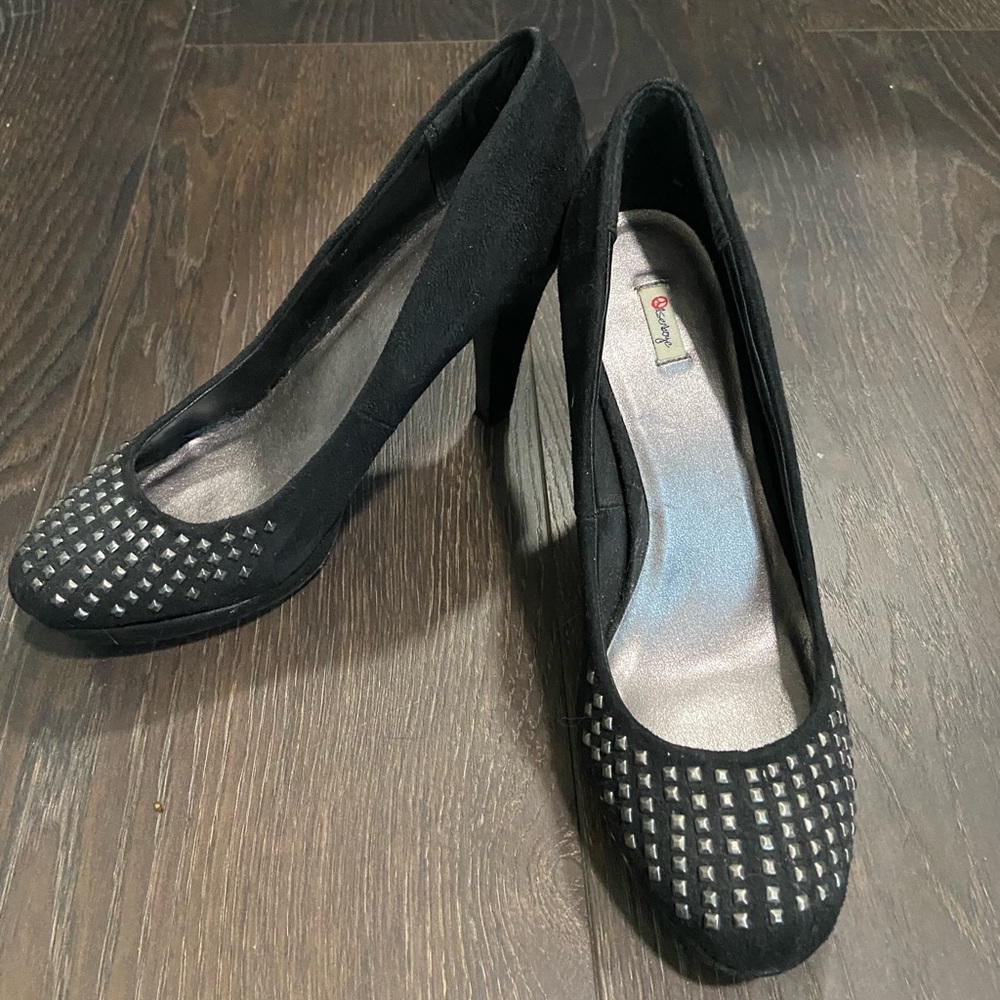 Black studded heels size 8.5